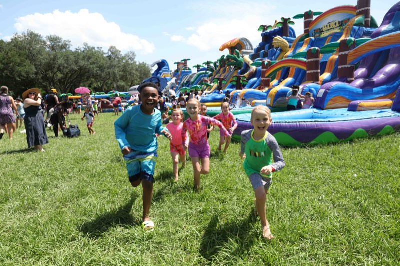 Children in the foam zone